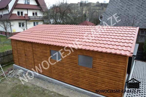 Garaż 6x8m Złoty dąb jasny, bramy grafit